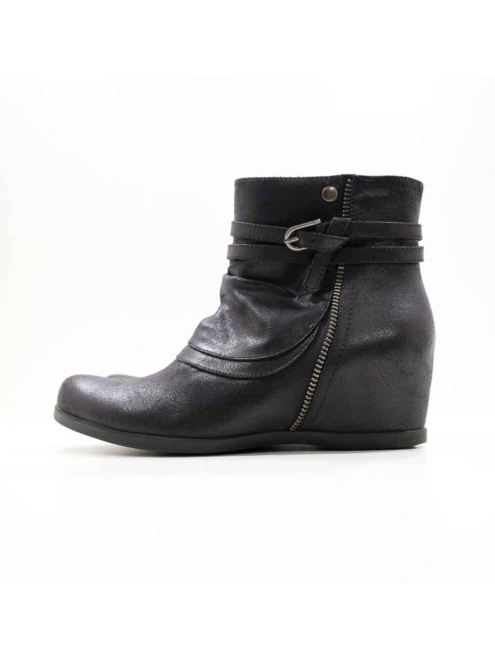 BareTraps Quaint Black Faux-Leather 2.5" Hidden Heel Ankle Booties - 8